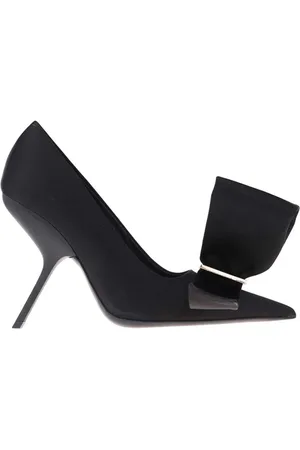 Salvatore Ferragamo Schoenen, Dames, Zwart, 39 EU, Leer, Bow Pointy Toe Pumps Sculptured Heel
