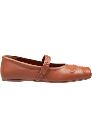 Marni Schoenen, Dames, Bruin, 38 EU, Leer, Embossed Bow Leren Mary Jane Schoenen