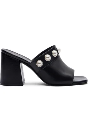 Stuart Weitzman Schoenen, Dames, Zwart, 36 EU, Leer, Glamoureuze sandaal met parels