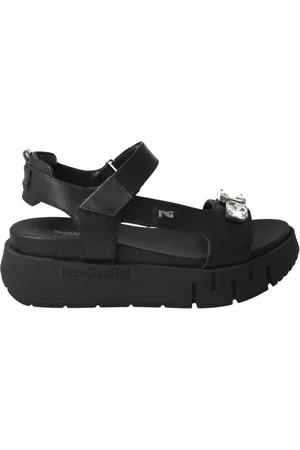 Nero Giardini Schoenen, Dames, Zwart, 39 EU, Leer, Zwarte leren sandaal met kristallen details