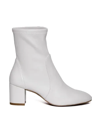 Stuart Weitzman Schoenen, Dames, Wit, 37 EU, Suède, Beige Suède Enkellaarsjes