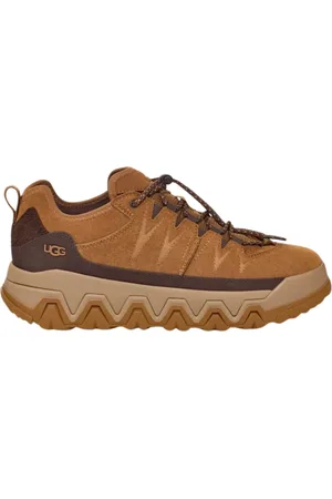 UGG Schoenen, Heren, Bruin, 46 EU, Lage Sneakers in Cognac
