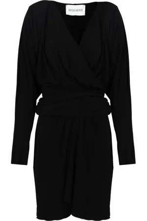 Silvian Heach Kleedjes, Dames, Zwart, L, Leer, Elegante midi-jurk met overslag en taille-detail