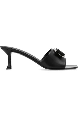 Salvatore Ferragamo Schoenen, Dames, Zwart, 39 1/2 EU, Leer, Zelie Heeled Mules