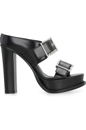 Alexander McQueen Schoenen, Dames, Zwart, 37 EU, Leer, Zilveren Gesp Leren Plateau Sandalen