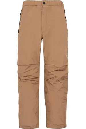 Salvatore Ferragamo Broeken, Heren, Bruin, M, Nylon, Nylon Track Pants met zakken
