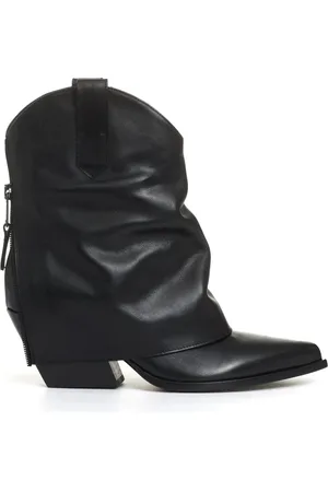 Elena Iachi Schoenen, Dames, Zwart, 38 1/2 EU, Leer, Zwarte Leren Enkellaarsjes met Omgeslagen Rand