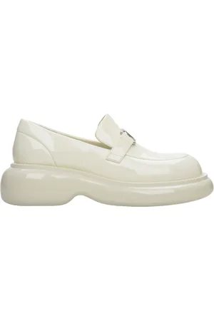 Estro Schoenen, Dames, , 37 EU, Leer, Lichtbeige Lakleren Loafers