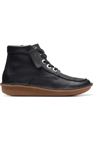 Clarks Schoenen, Dames, Zwart, 38 EU, Leer, Funny Cedar Enkellaars