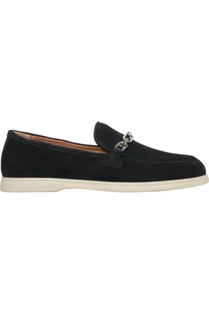 Estro Schoenen, Dames, Zwart, 37 EU, Zwarte Loafers met Zilveren Ketting