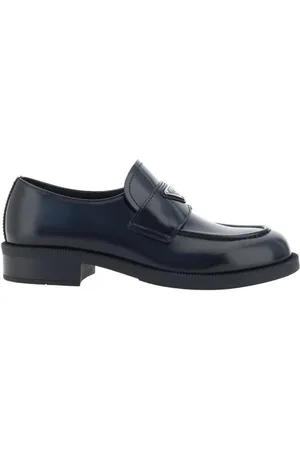 Prada Schoenen, Heren, Zwart, 38 1/2 EU, Leer, Gestanste leren loafers met vierkante neus