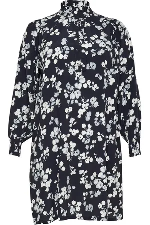 Kaffe Kleedjes, Dames, Blauw, 5Xl, Marine Flower Jurk met Pofmouwen
