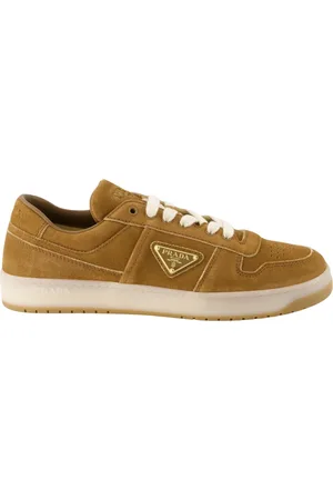 Prada Schoenen, Heren, Bruin, 41 1/2 EU, Velvet Winter Collection Basket Sneakers