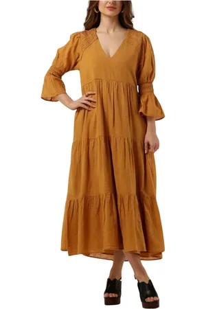 Ruby Tuesday Kleedjes, Dames, Bruin, XS, Imala Jurk Kameelkleurige Midi Jurk