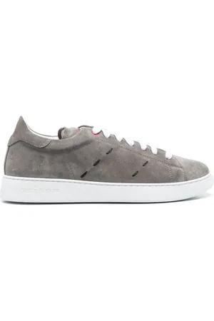 Kiton Schoenen, Heren, Grijs, 44 EU, Leer, Low-Top Sneakers met Contrasterende Stiksels