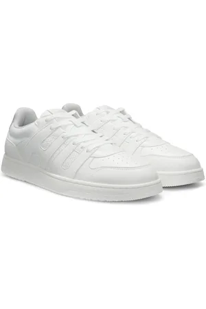 HUGO BOSS Schoenen, Heren, Wit, 42 EU, Leer, Logo-Geëtste Sneakers met Contrast Achterkant