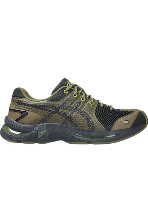 Asics Schoenen, Heren, Bruin, 43 1/2 EU, Leer, Sneakers met Topografisch Patroon