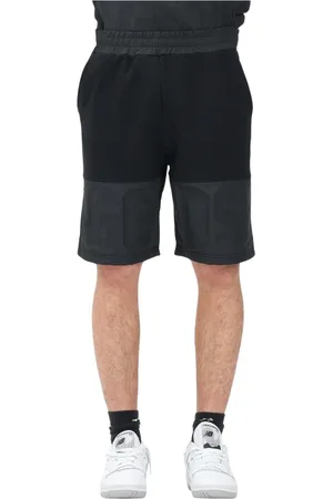 GCDS Korte broeken, Heren, Zwart, L, Sportieve Zwarte Shorts Modern Ontwerp