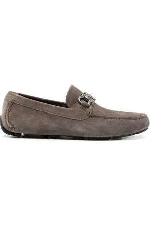 Salvatore Ferragamo Schoenen, Heren, Grijs, 42 EU, Suède, Bruin Suède Logo Platte Mocassin