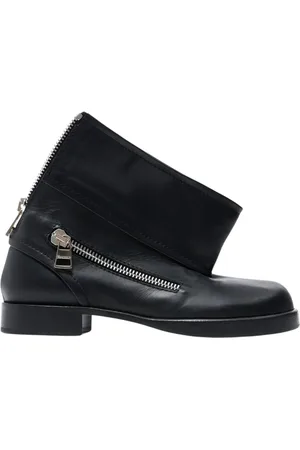 J.W.Anderson Schoenen, Dames, Zwart, 37 EU, Leer, Zwarte leren enkellaars met rits