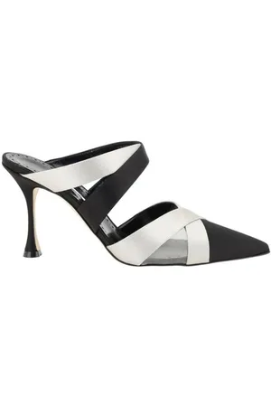 Manolo Blahnik Schoenen, Dames, Zwart, 36 EU, Leer, Verlengde Neus Mesh Pumps Stiletto Hak