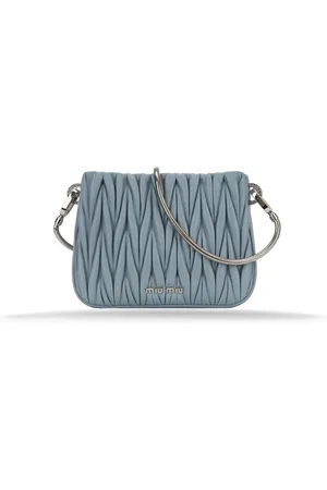 Miu Miu Tassen, Dames, Blauw, ONE Size, Leer, Leren handtas met magnetische knoop