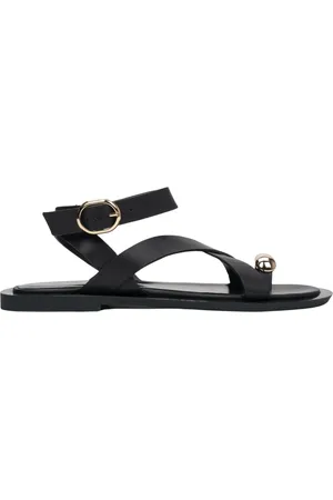 Estro Schoenen, Dames, Zwart, 36 EU, Zwarte leren sandalen met bandjes en teenring voor vrouwen