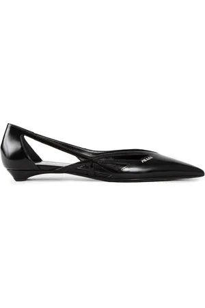 Prada Schoenen, Dames, Zwart, 36 EU, Leer, Zwarte Cut-Out Ballerina Flats