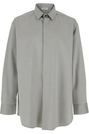 FEAR OF GOD Overhemden, Heren, Grijs, L, Katoen, Klassiek Grijs Shirt met Logopatch