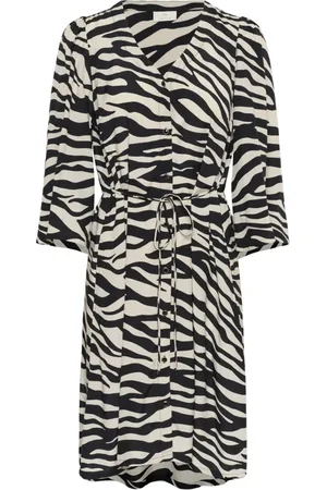 Kaffe Kleedjes, Dames, Zwart, M, Korte Jurk Moonstruck/ Graphic
