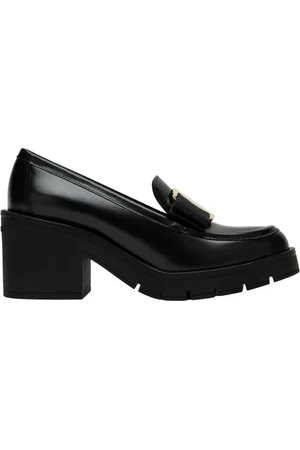 Salvatore Ferragamo Schoenen, Dames, Zwart, 38 1/2 EU, Stijlvolle Benilde Loafer Schoen