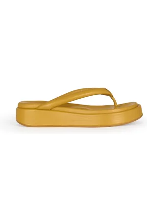Cortana Schoenen, Dames, Geel, 40 EU, Leer, Geisha, platte sandaal mosterd