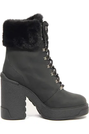 Moncler Schoenen, Dames, Zwart, 40 EU, Zwarte Claudia Enkellaarzen met Faux Fur Details