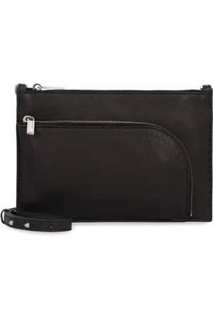 Rick Owens Tassen, Heren, Zwart, ONE Size, Leer, Korrelig leren clutch met ritssluiting