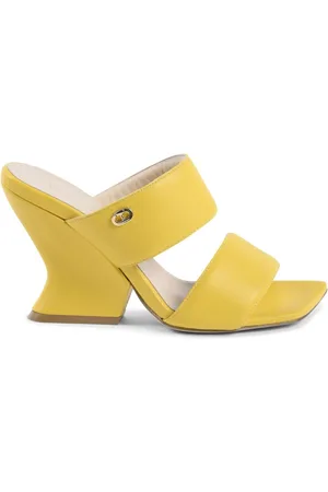 DEE OCLEPPO Schoenen, Dames, Geel, 39 EU, Leer, Gele Nappa Leren Gebogen Wig Sandalen