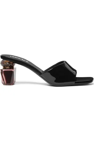 VERSACE Schoenen, Dames, Zwart, 36 EU, Leer, Zwarte Leren Sandalen Gestileerde Hak