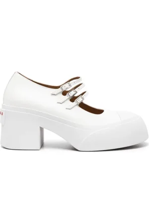 Marni Schoenen, Dames, Wit, 38 EU, Leer, Witte Platte Schoenen met Rubberen Neus