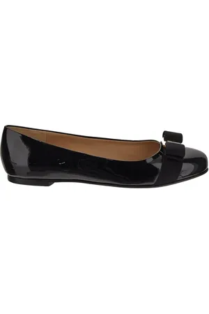Salvatore Ferragamo Schoenen, Dames, Zwart, 38 1/2 EU, Leer, Varina Platte Ballerina Schoenen