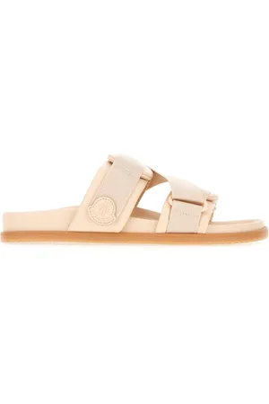 Moncler Schoenen, Dames, Roze, 39 EU, Comfortabele Winter Pantoffels voor Vrouwen