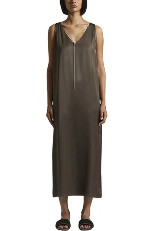 PESERICO SIGN Kleedjes, Dames, Zwart, M, Satijn, Viscose satijnen midi-jurk met juweel
