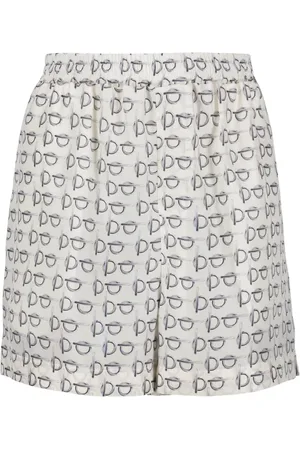 Burberry Korte broeken, Dames, Grijs, 2Xs, Zijden Straight Fit Logo Print Shorts