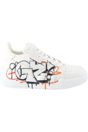 Giuseppe Zanotti Schoenen, Dames, Wit, 39 EU, Leer, Graffiti Print Veterschoenen
