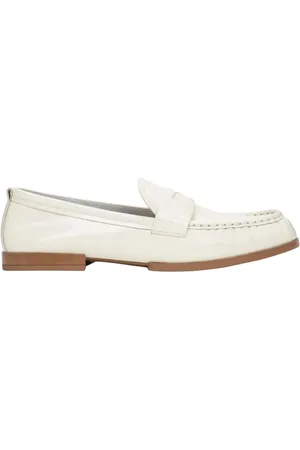 Estro Schoenen, Dames, Wit, 40 EU, Leer, Witte loafers voor vrouwen gemaakt van patent echt leer
