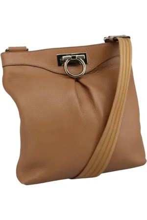 Salvatore Ferragamo Pre-owned, Dames, Bruin, ONE Size, Leer, Tweedehands leren schoudertassen