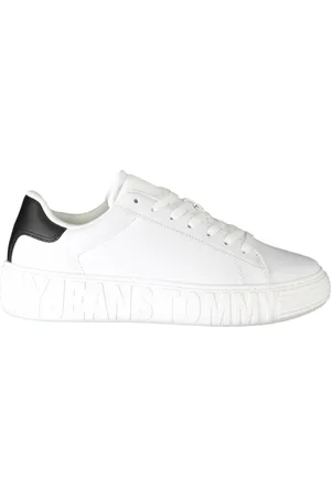 Tommy Hilfiger Schoenen, Heren, Wit, 45 EU, Sportieve witte vetersneakers met zwarte contrastdetails en logoprint
