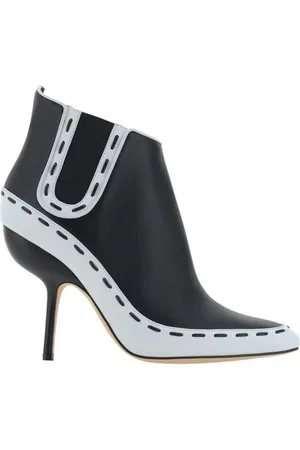 Manolo Blahnik Schoenen, Dames, Zwart, 38 EU, Leer, Stiletto Hak Leren Pumps met Rits