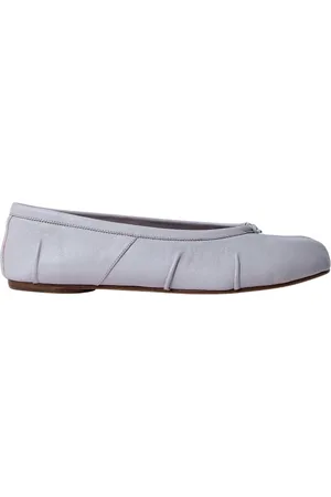 Maison Margiela Schoenen, Dames, Wit, 41 EU, Leer, Italiaans Leren Ballerina Pumps Strik Detail