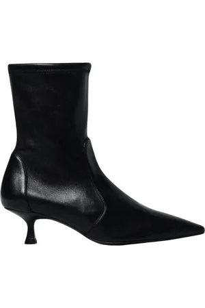 Stuart Weitzman Schoenen, Dames, Zwart, 36 EU, Suède, Suède Puntige Neus Enkellaarzen