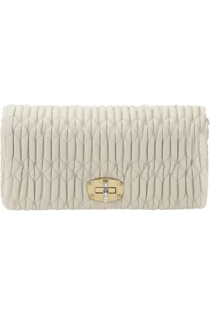 Miu Miu Tassen, Dames, Wit, ONE Size, Matelassé Schoudertas