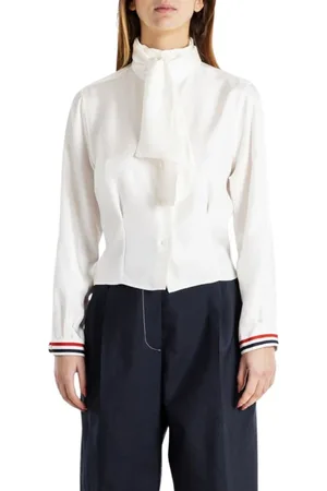 Thom Browne Blouses & Shirts, Dames, Wit, M, Ivoor Zijden Strik Kraag Blouse